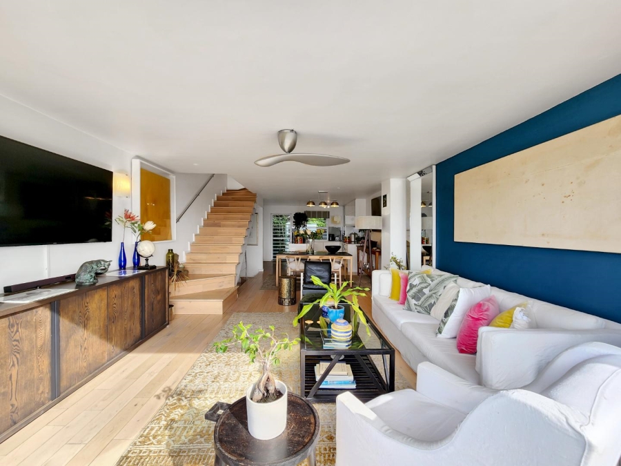 To Let 2 Bedroom Property for Rent in Green Point Western Cape